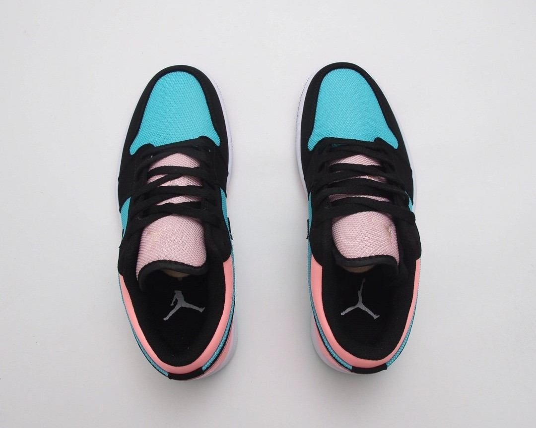 blue and pink shoes jordans