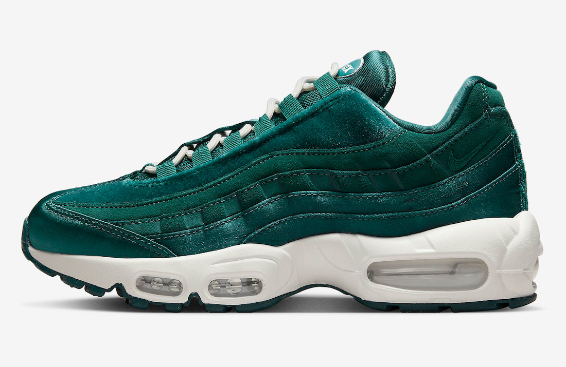 nike air max 95 sail green
