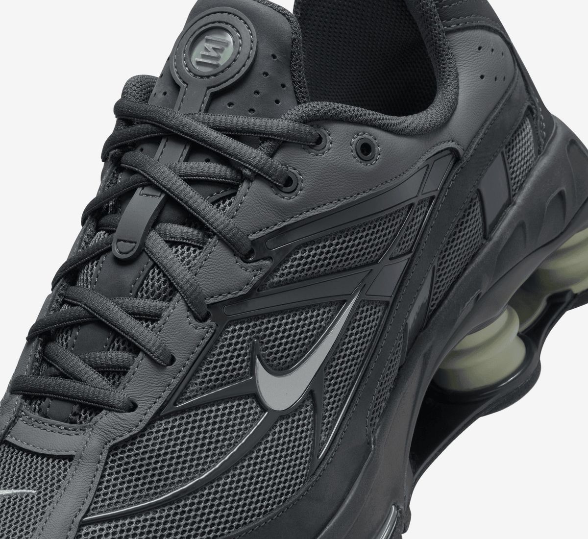 NIKE SHOX RIDE 2 – UNDEFEATED JAPAN