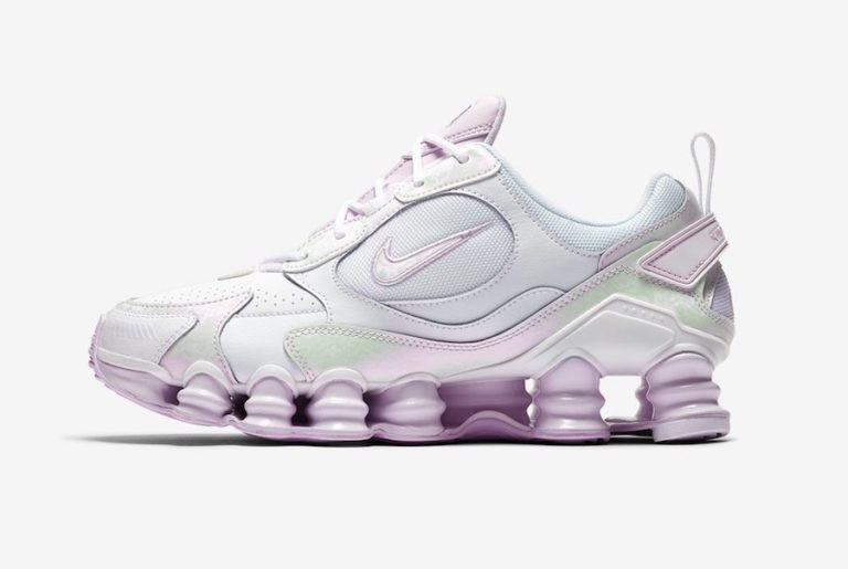 Purple and white nike shox online