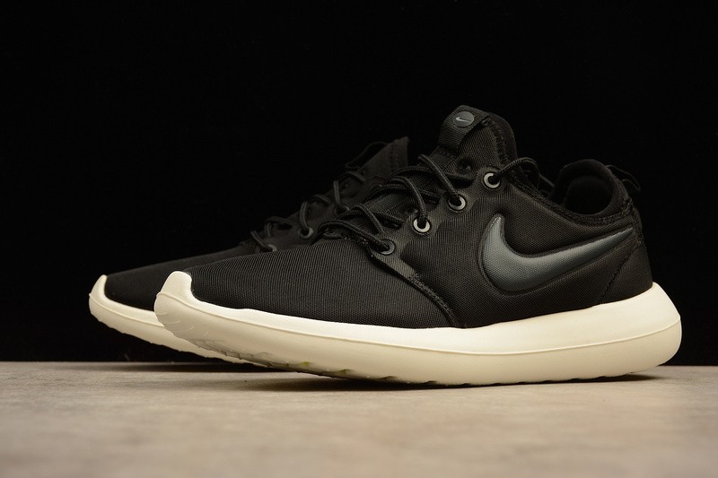 Nike Roshe Two Black Anthracite lingering Sail Volt