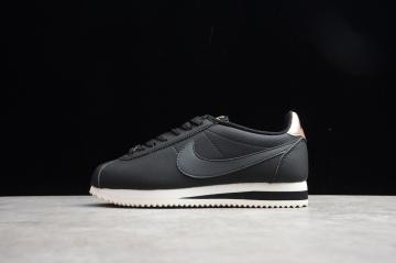 001 Nike Cortez GaleriahitShops off white x nike dunk low dear summer kollektion Nike Classic Cortez Bronze Heel Black Metallic Red Phantom Anthracite AV4618