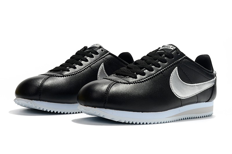 018 - StclaircomoShops - Nike Classic Cortez Nylon Prm Leather