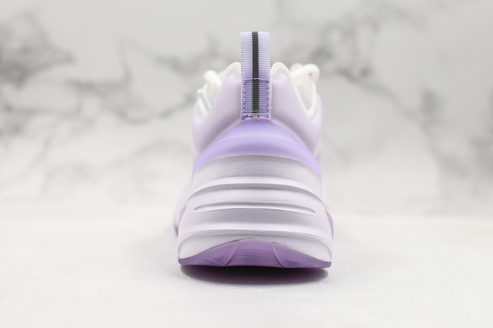 Nike Air Max 720 'barely Rose' in Purple