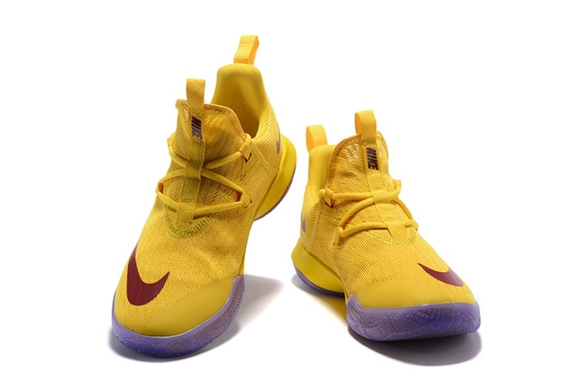 Nike zoom shift 2 2018 top