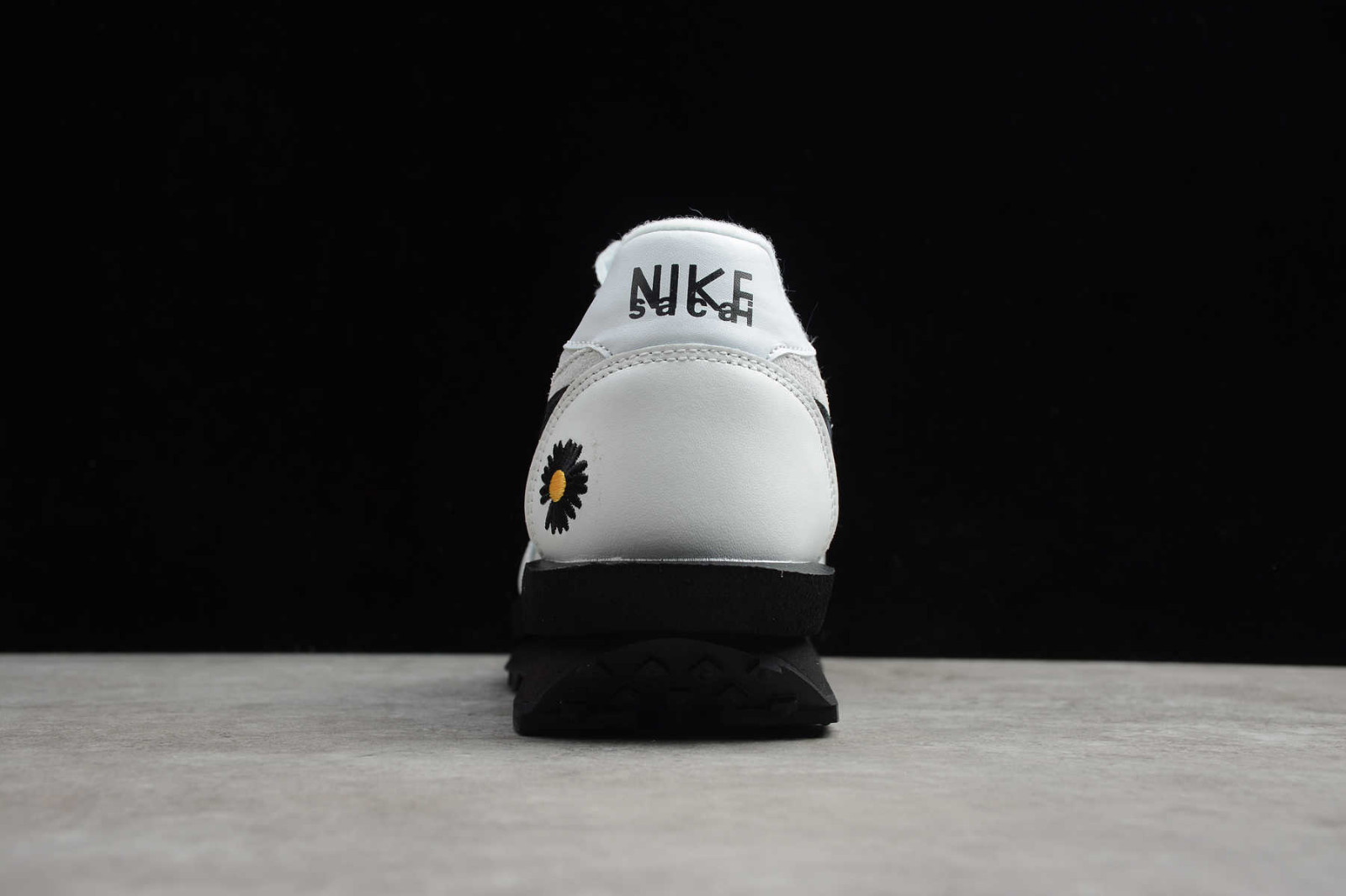 Sacai x nike deals lvd waffle daybreak
