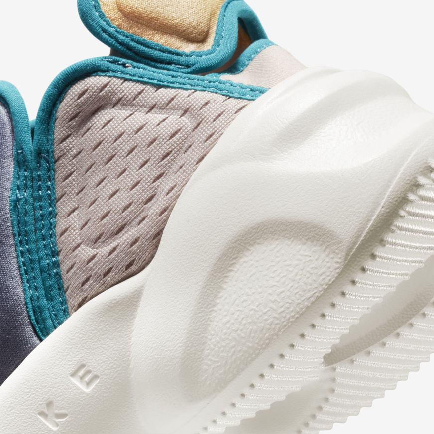 nike aqua rift fossil stone