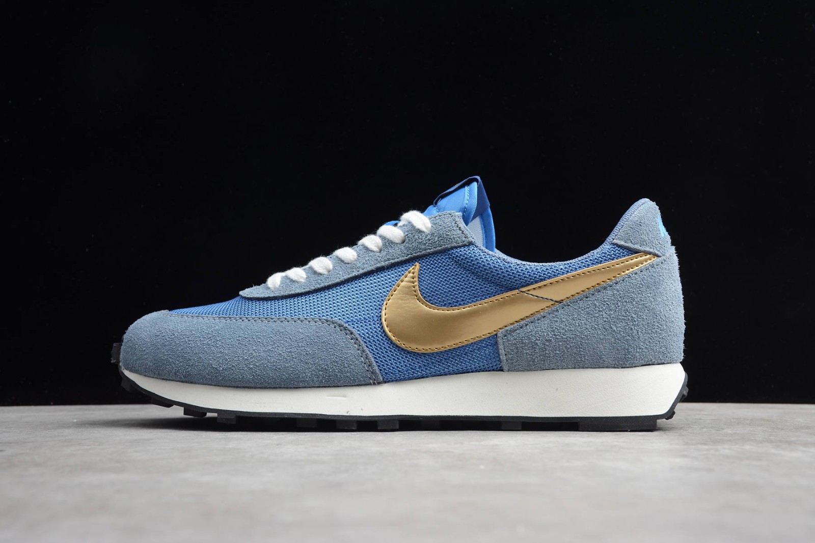 GmarShops - Nike Daybreak SP Ocean Metallic Gold Waffle Racer Running sonic Shoes BV7725 - 410 - sonic shoes made in usa brands wolverine allen edmonds lucchese