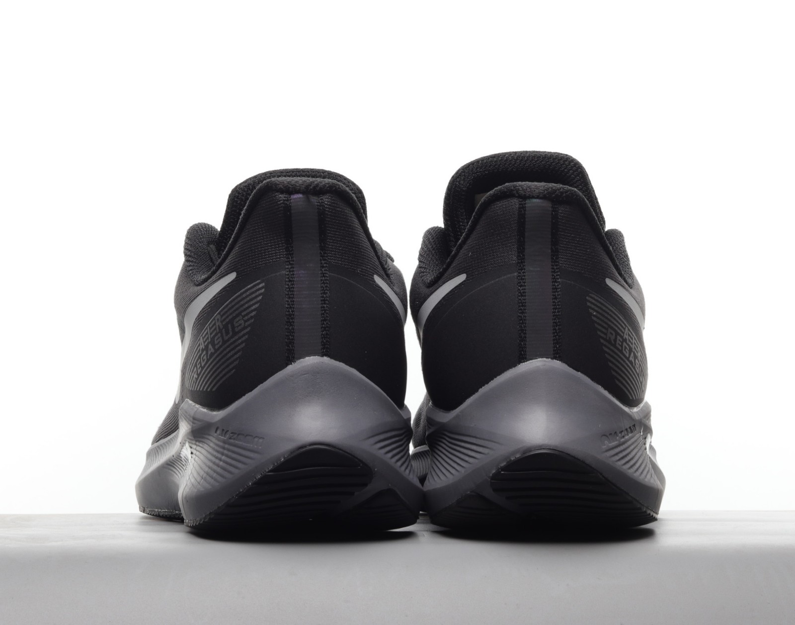 002 - Nike 8 Running Shoes Black Silver Grey - StclaircomoShops - Wmn Lifestyle Shoes Wp 39Q4936