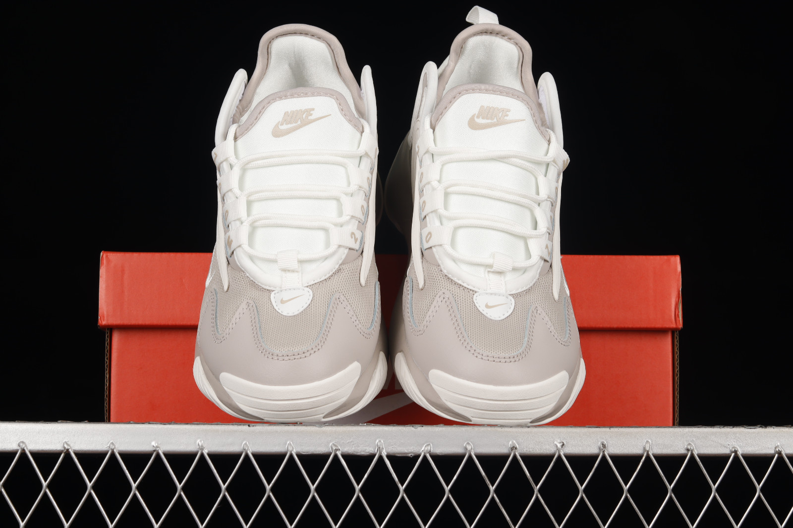 Margaret Mitchell hjælpeløshed dyd AljadidShops - Nike Zoom 2K Moon Particle Summit White Grey AO0354 - 200 -  nike dunk high qk vintage black