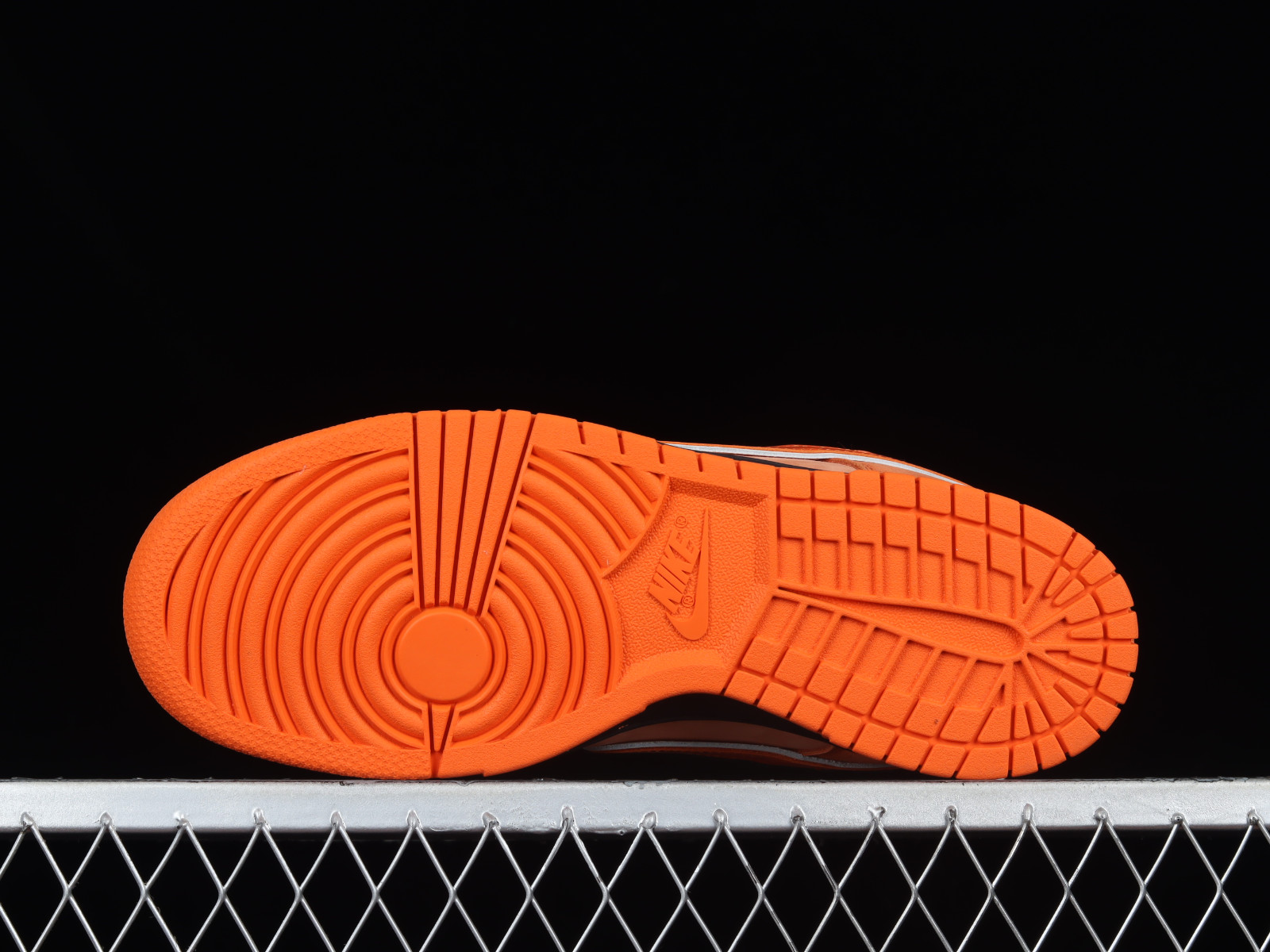 800 - Concepts x Nike SB Dunk Low Orange Lobster White Black