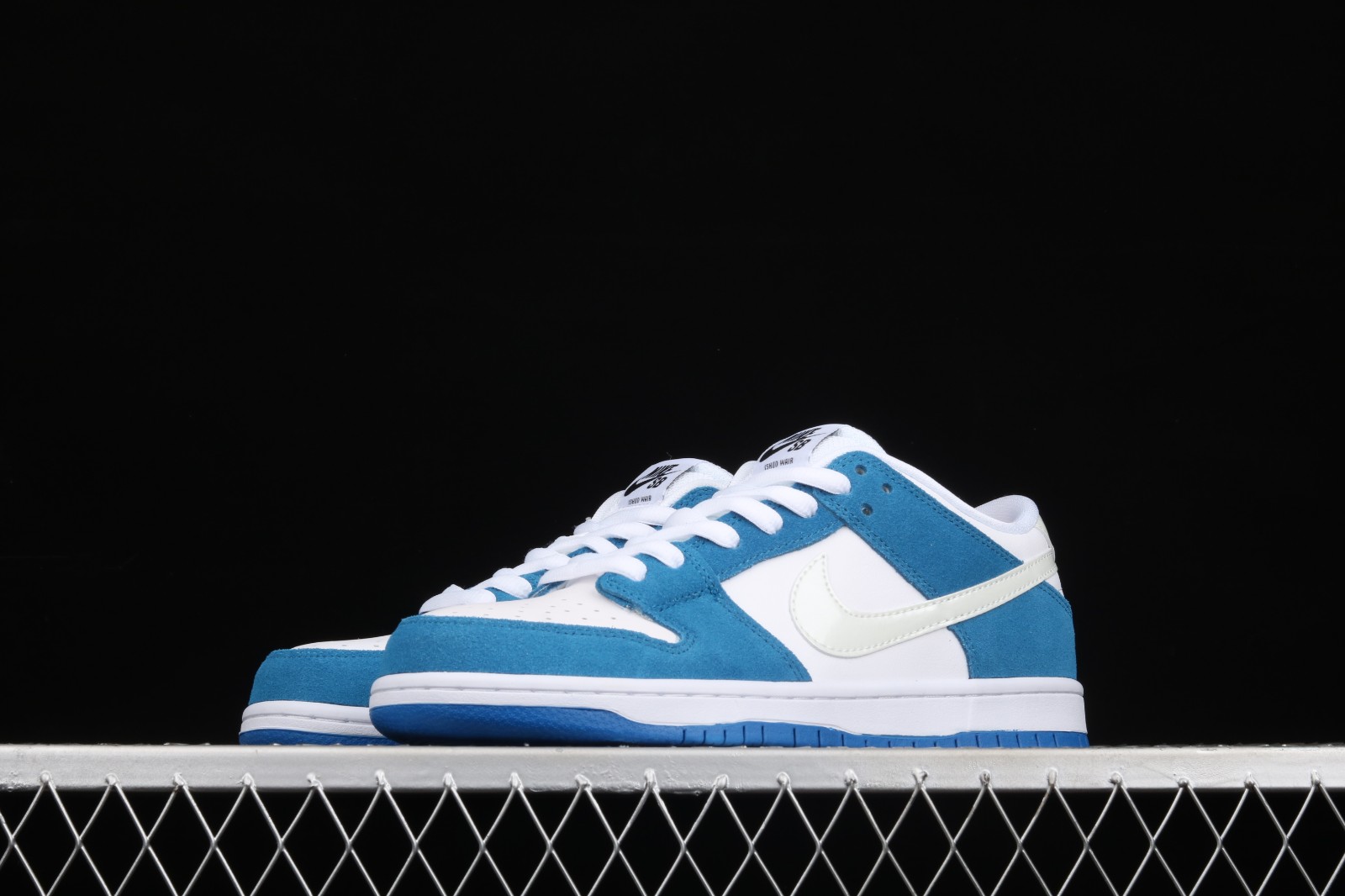 MultiscaleconsultingShops - Nike Dunk Summit Low Wair Blue Apark White Black 819674 - 410 - The Nike Space Hippie 01 Makes A In White And Blue