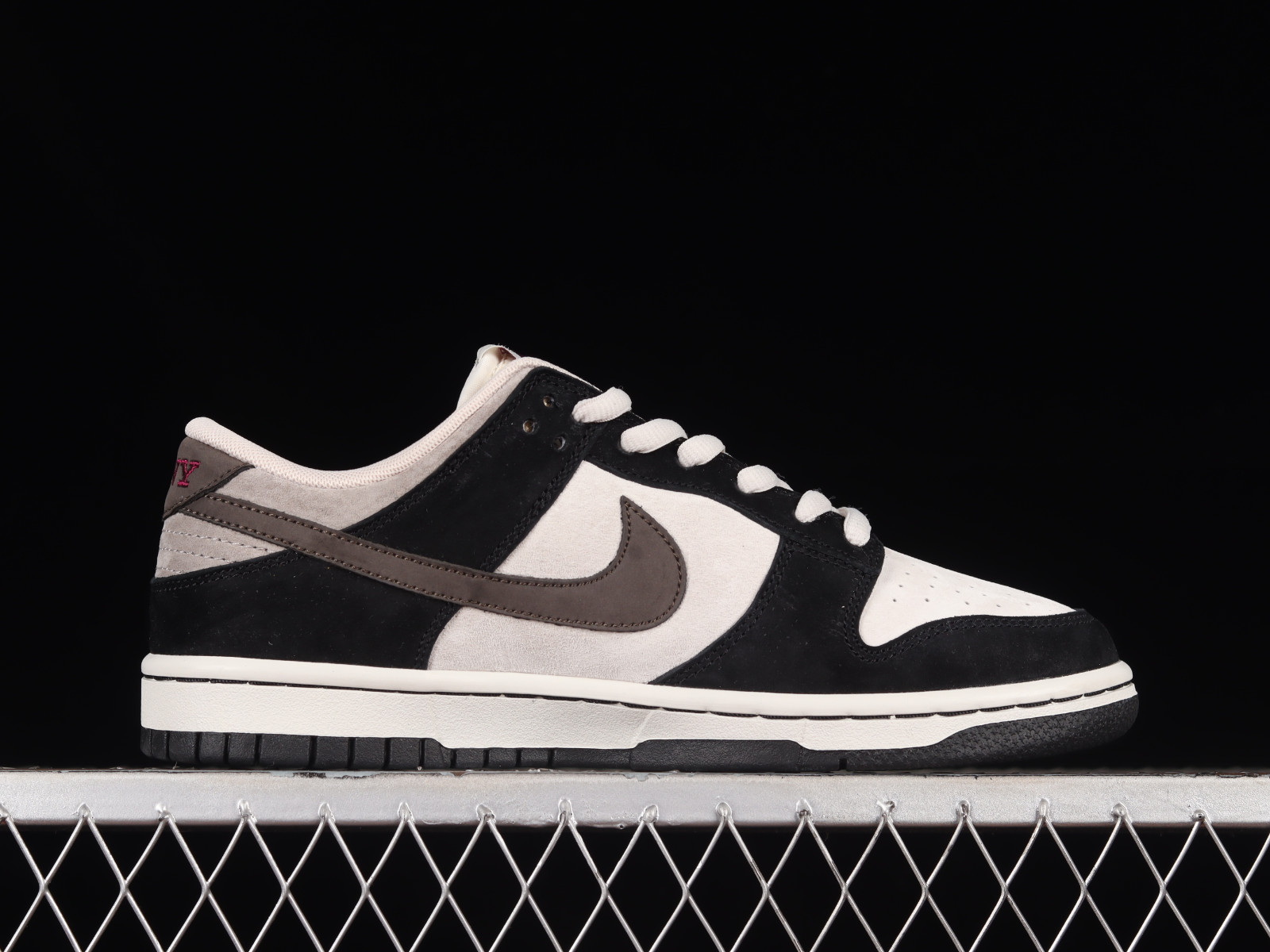 MultiscaleconsultingShops - SB Dunk Low Playstatlon Brown Red CU1726 - 990 - nike zoom 6 black green