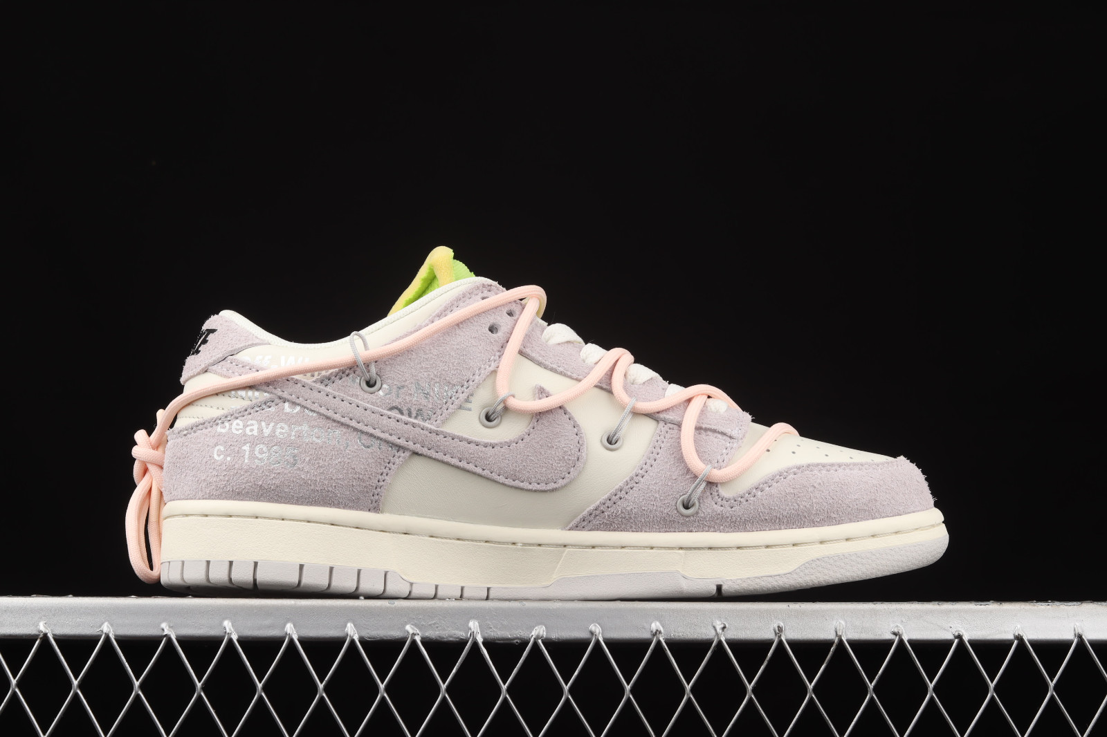 Off - 100 - White x Nike SB Dunk Low Lot 12 of 50 Neutral Grey 