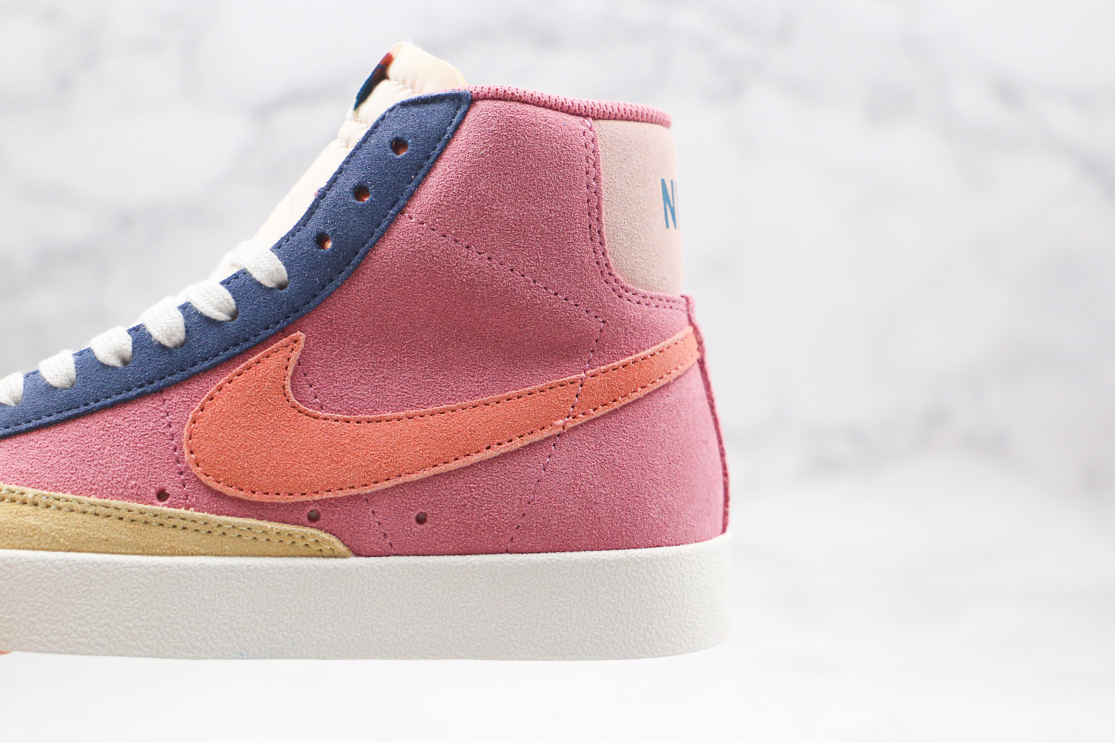 pueblo Beca eterno GmarShops - 664 - Nike Blazer Mid 77 Vintage Suede Desert Berry Red Blue  Washed Lemon Yellow Atomic DC9179 - nike presto lace length boots clearance