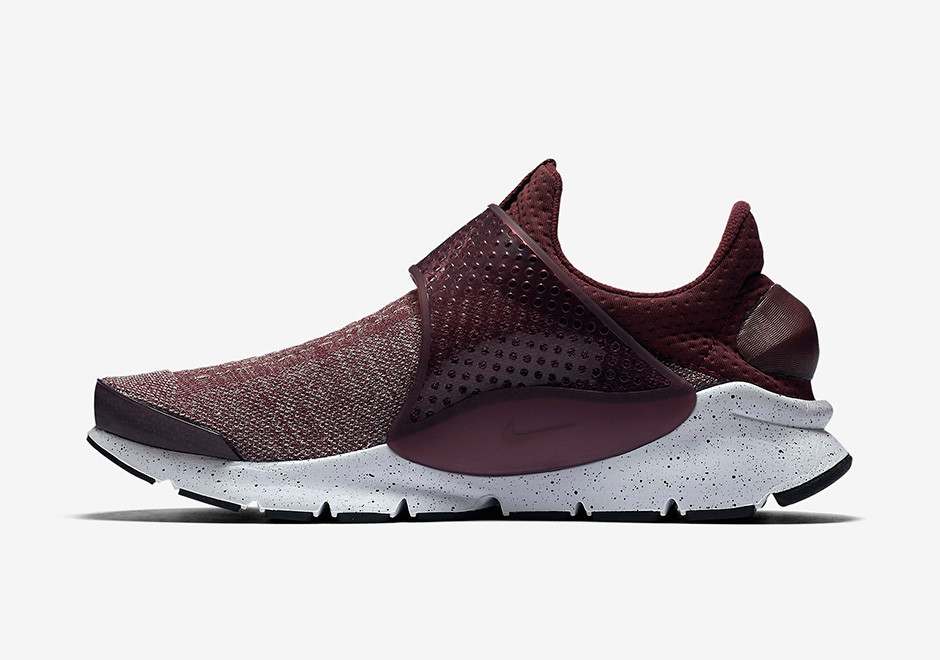 600 Nike Sock Dart SE Premium Night Maroon University Red 859553