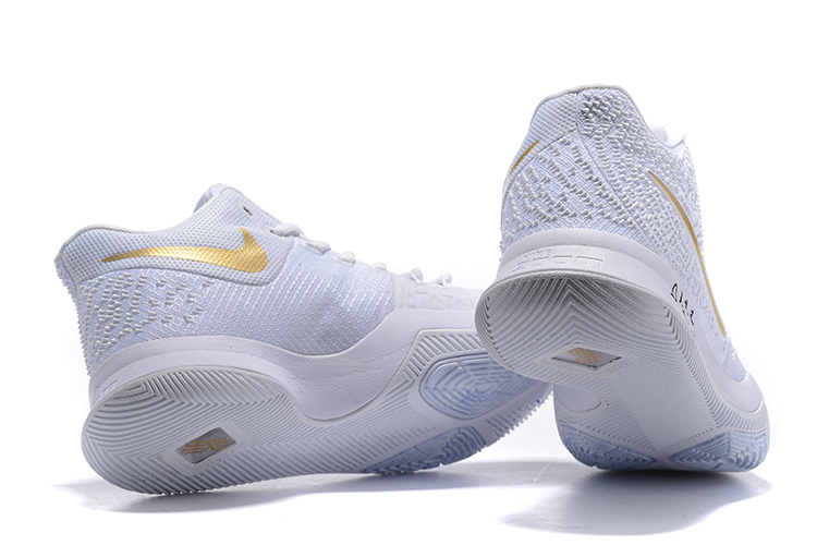 Kyrie 3 christmas white gold on sale