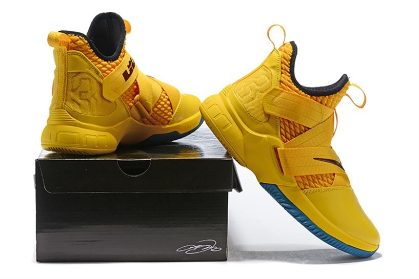 Nikeid lebron soldier 12 sale