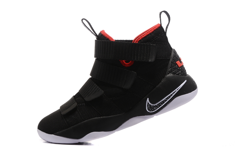 GmarShops Paris low top sneakers WeiB 002 Lebron Soldiers XI 11 Nike Zoom LeBron Soldier XI 11 Men Basketball studded Shoes Black White Red 897645