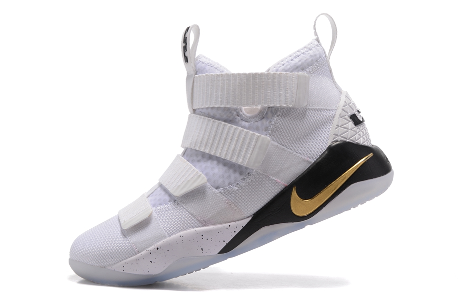 Nike men's lebron soldier xi basketball shoes discount
