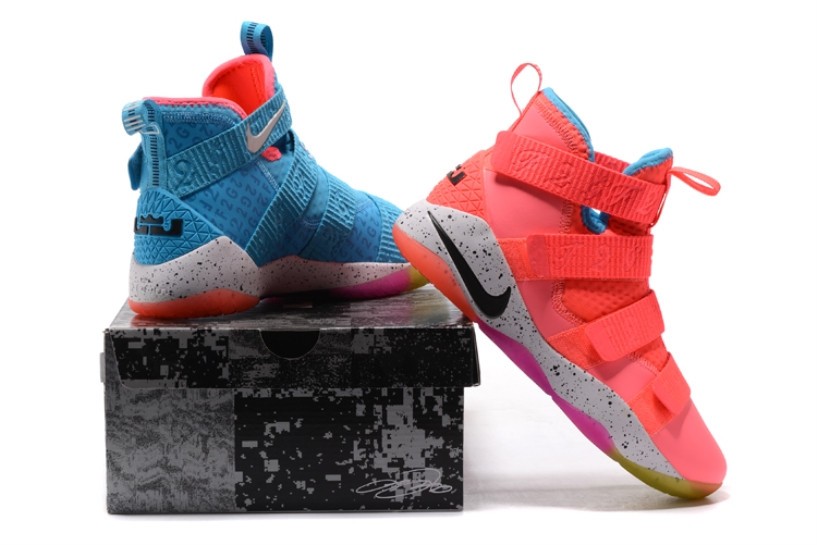 Nike Zoom Lebron Soldier XI 11 What The Pink Blue 897644 903 GmarShops Lebron Soldiers XI 11 boots nike shoes with a pigeon on it show