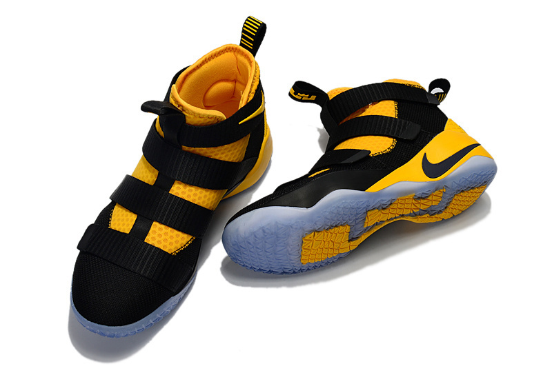 Beige Walking Boots Nike Zoom Lebron Soldiers XI 11 black yellow