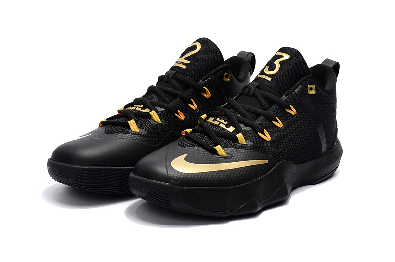 GaleriahitShops Another Nike Ambassador IX 9 Another Nike Ambassador IX 9 Lebron Jame Black Golden Men Basketball Fireberry 852413 Flex 3.0 vaevede shorts i khaki fra Another Nike Training