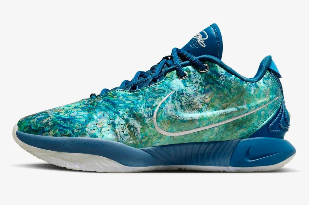 Lebron shoes mens blue deals