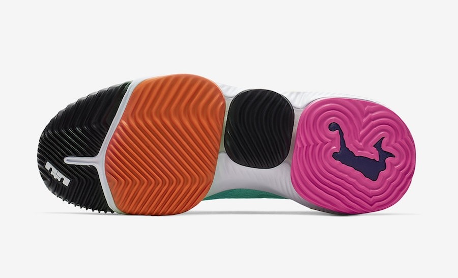 GmarShops Zoom Lebron 16 301 Nike React foam reduces stud pressure Nike LeBron 16 Low Air LBJ Hyper Jade Total Orange Electric Green CI2668