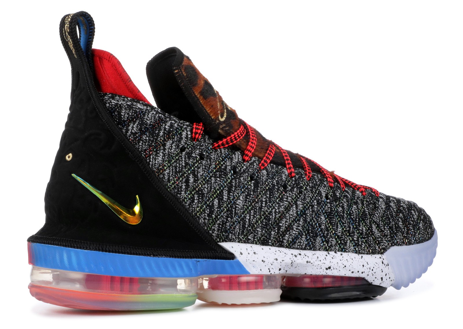 Sepatu lebron 16 on sale