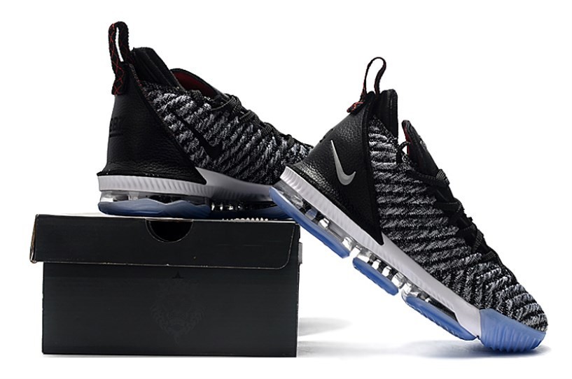 Nike LeBron XVI 9.5 Black