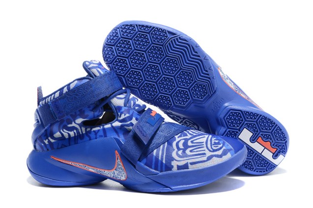 Lebron soldier cleats top