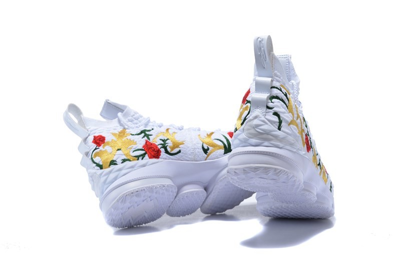 nike roshe run split pack black dress for women Kith X Nike Lebron XV 15 ZIP Floral Embroidery White Gold AA3936 GmarShops Zoom Lebron XV 15 100