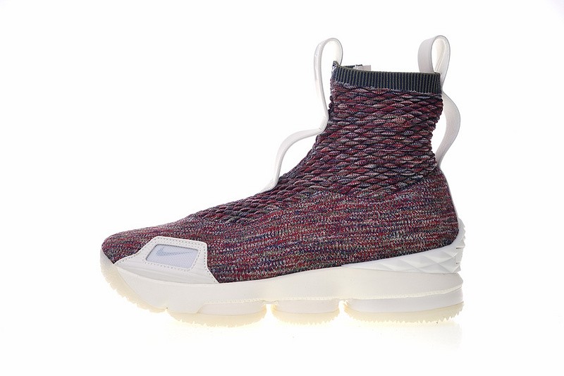 Lebron xv lif kith online