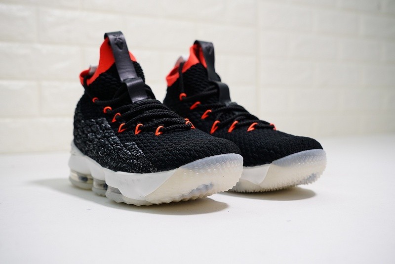 Lebron 15 black sail online