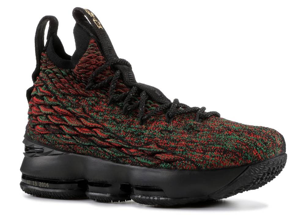 Lebron black and gold 15 top