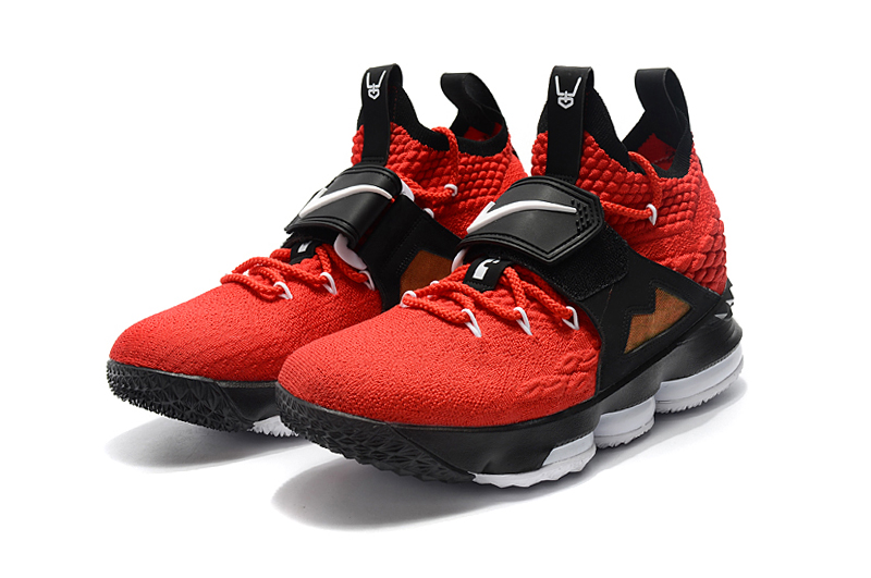 Diamond Turf Lebron 15 Blue And Gold Lebron 15 Red Diamond Turf - Main Image