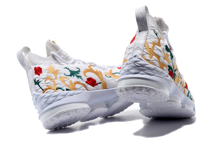 Zoom Lebron XV 15 Branded Outsole Metallic Sneaker FW0FW04707 GmarShops Nike Zoom Lebron XV 15 Men Basketball Shoes ankle Flower White